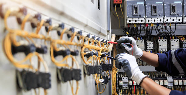 Professional Generator Installation technician working in Long Beach, MS